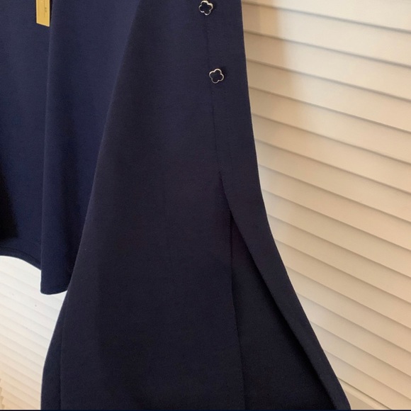 Top - Picture 4 of 7